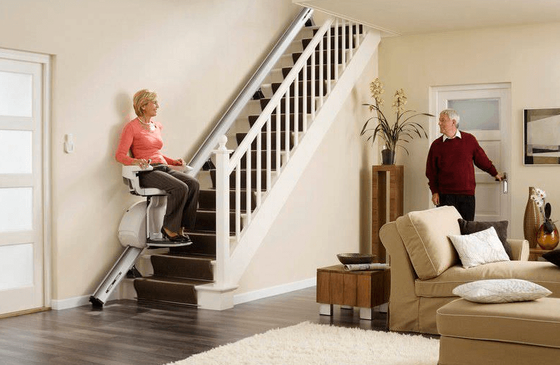 Ghế thang máy Stairlift - Giải pháp mới cho người già và trẻ nhỏ